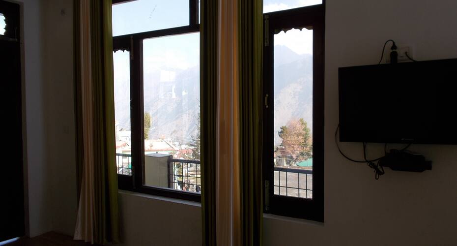 Hotel Leela Mount View, Munsiyari 5